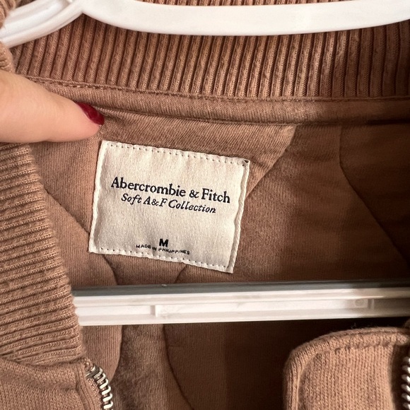 A&F Jacket - Picture 2 of 2